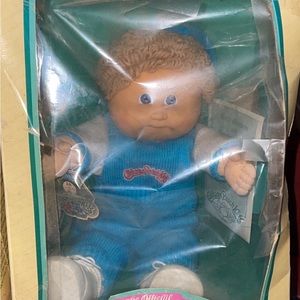 Coleco 1983 Cabbage Patch Kid Doll,box, Birth Certificate, Adoption